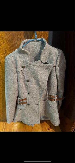 Abrigo highly prepyy talla xs