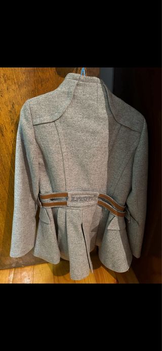 Abrigo highly prepyy talla xs