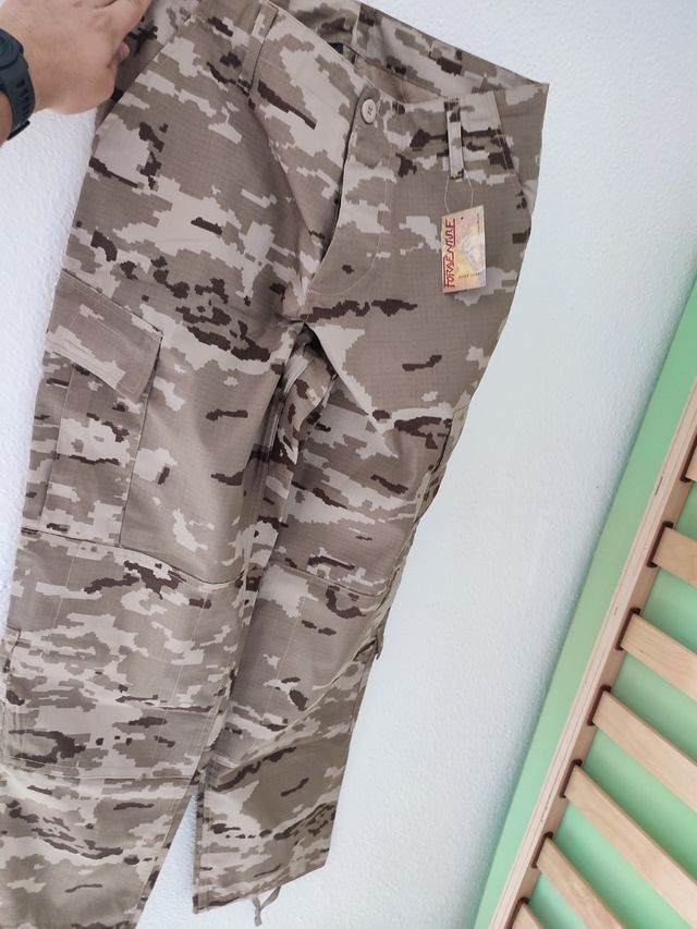 Pantalón Militar.