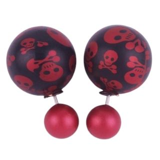 Preciosos pendientes de calaveras rojos