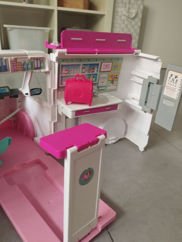 Ambulancia Barbie juguete