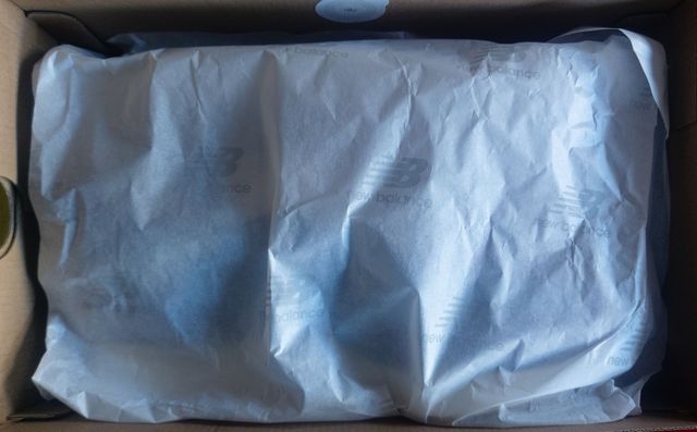 Zapatillas New Balance 327 azul y roja