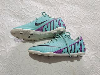Botas fútbol Nike