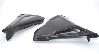 Tapas laterales en Carbono BMW R1200GS 2013 - 2020