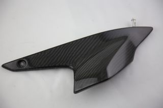 Tapa lateral en carbono BMW R1200R