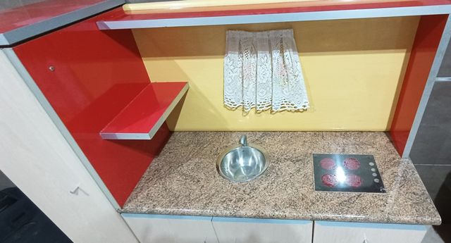 COCINA JUGUETE " ARTESANÍA HECHA A MANO "