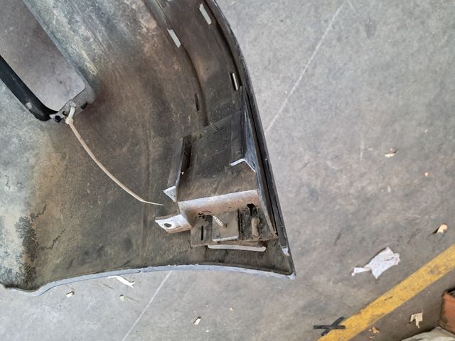 Paragolpes original bmw e36 y antinieblas