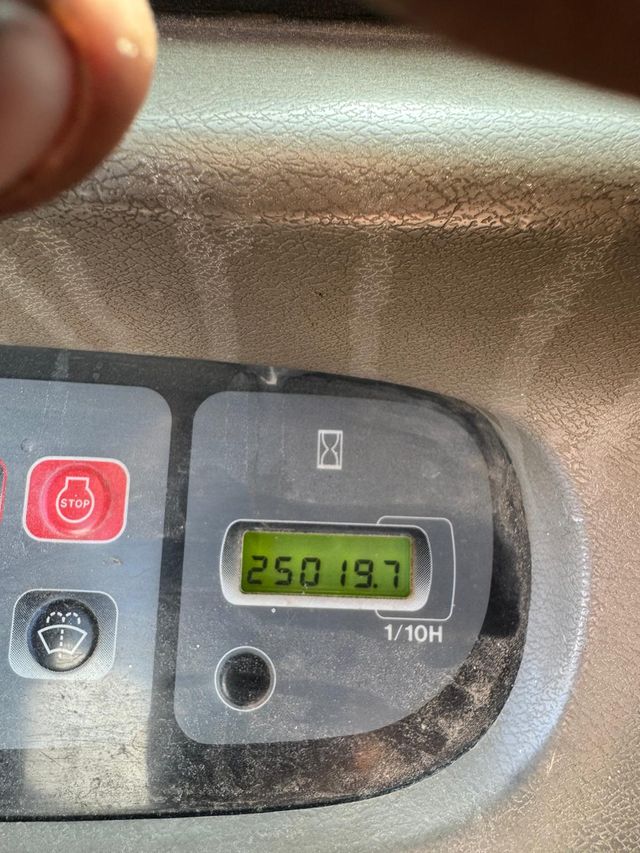 MAQUINA EXCAVADORA DE CADENAS CASE CX290