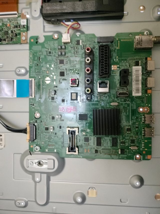 Principale Samsung Smart TV UE32F5500