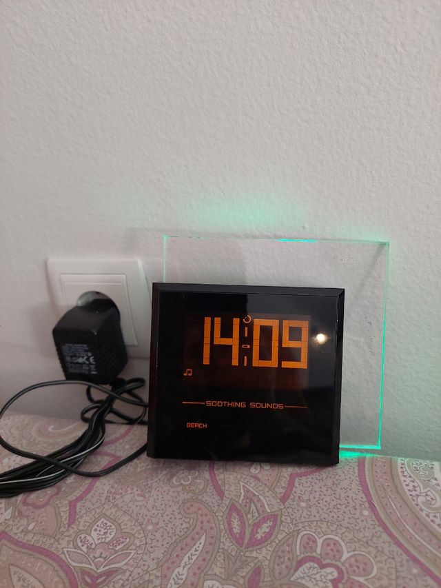 Reloj despertador con sonidos para dormi