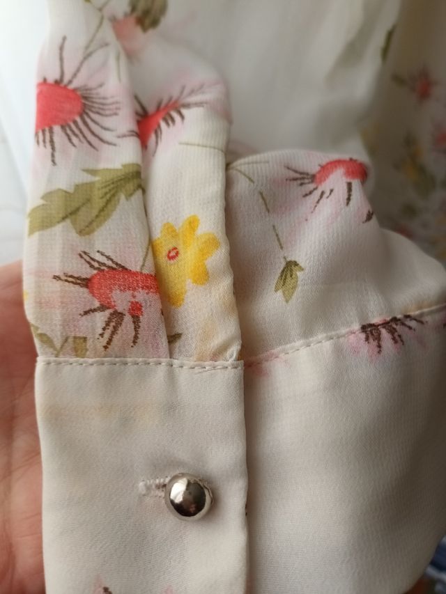 Blusa preciosa forrada M