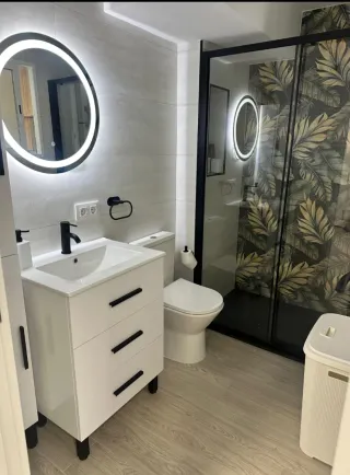 REFORMAS EN GENERAL, PANEL DE SÁNDWICH Y PLADUR.