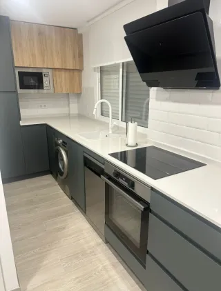 REFORMAS EN GENERAL, PANEL DE SÁNDWICH Y PLADUR.