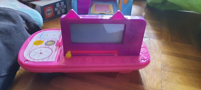 Furgoneta veterinaria pin y pon