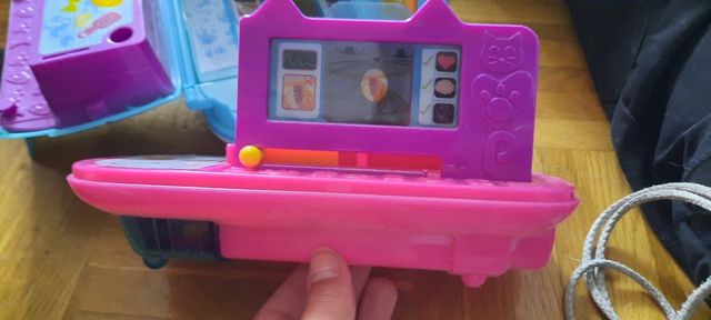 Furgoneta veterinaria pin y pon