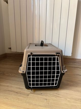 Jaula y trasporting para conejos