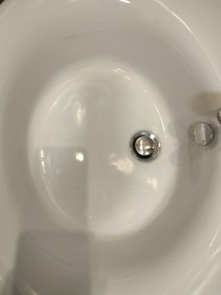 Conjunto lavabo+grifo Jacob Delafon