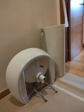 Conjunto lavabo+grifo Jacob Delafon