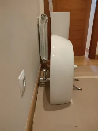 Conjunto lavabo+grifo Jacob Delafon