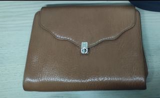 Bolsos de piel,   juntos o separados