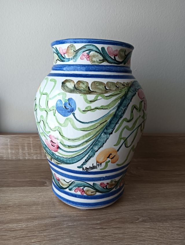 Jarrón de cerámica