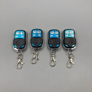 Tempo di vendita Set di 4 telecomandi. 112838