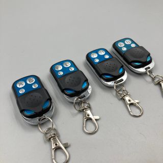 Tempo di vendita Set di 4 telecomandi. 112838