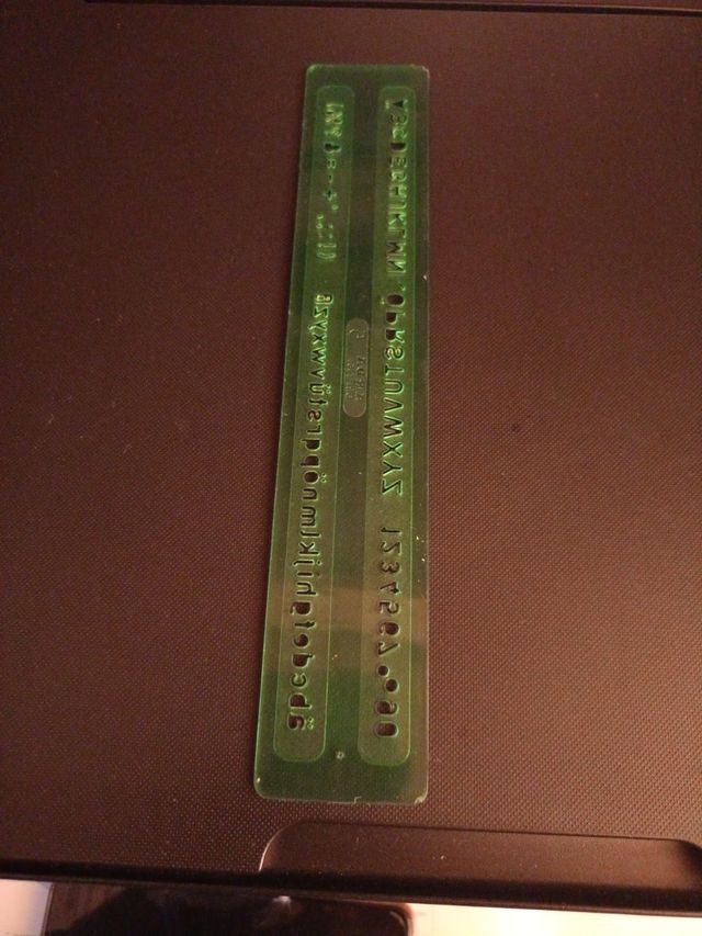 Righello con lettere e numeri