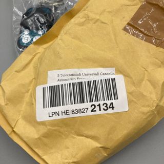 Tempo di vendita Set di 5 telecomandi. 272134