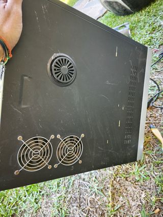 Pc con teclado y web cam