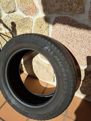 Rueda Michelin 251/60 R17 96H