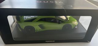 Lamborghini aventador sv 1/18