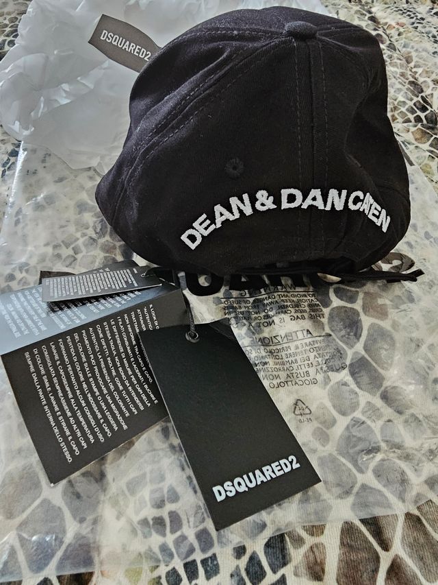 Berretto dsquared icon