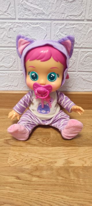 Juguete  Muñeca bebe llorones Katia