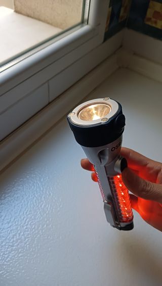 Linterna emergencia OSRAM multifunción