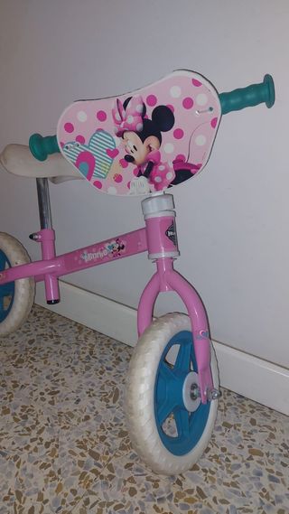 Bicicleta infantil correpasillos niña