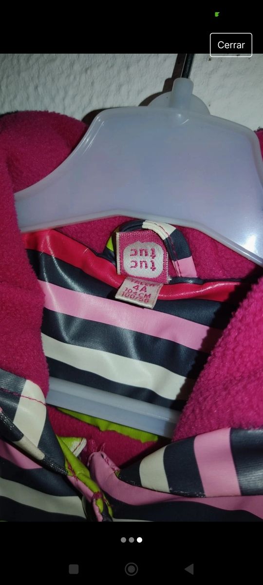 Abrigo chubasquero Tuc Tuc talla 4