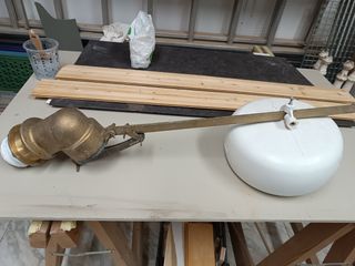 Boya cisterna con flotador