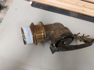 Boya cisterna con flotador