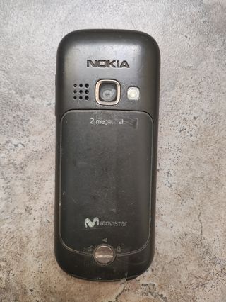 Nokia 3720C-2 le falta el marco frontal