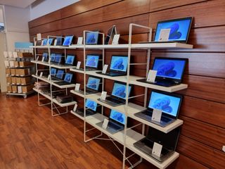 Portátil tablet convertible con GARANTIA