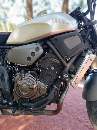 Yamaha XSR 700