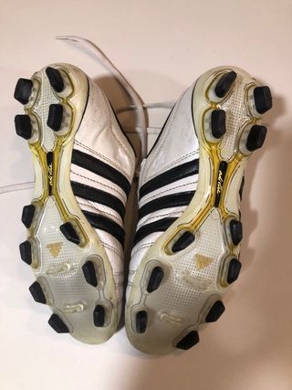 Adi Pure botas de fútbol