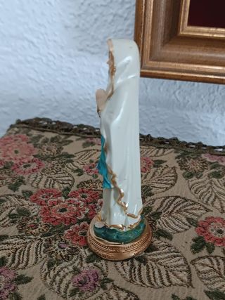 Figura Virgen de Lourdes