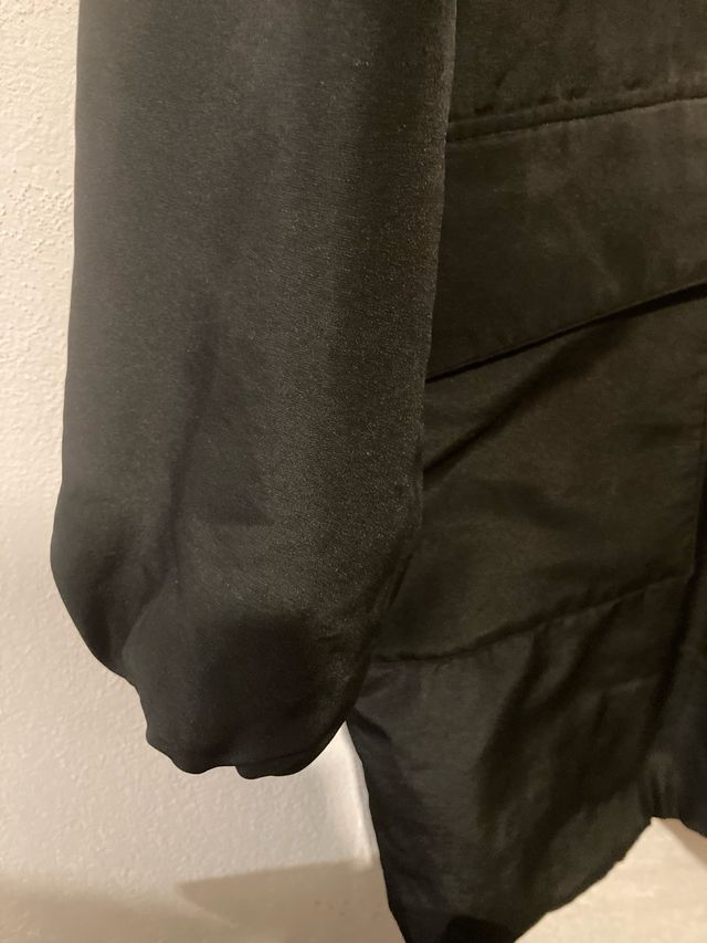 Giaccone nero, donna caldo e comodo