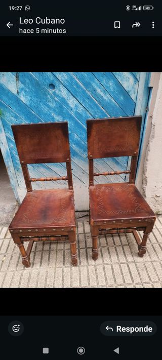 2 sillas antiguas