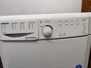 Secadora indesit condensacion.