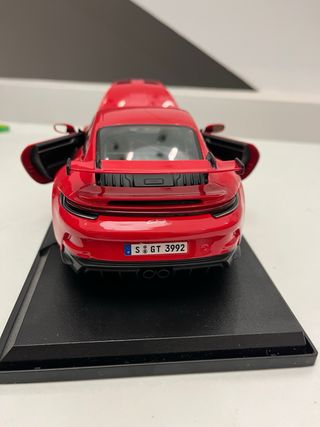 Maqueta porche gt3