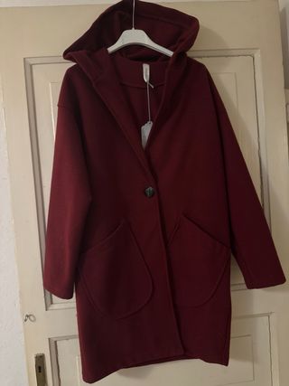 cappotto con cappuccio 