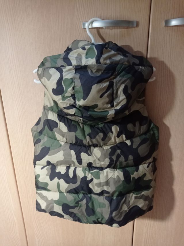 Chaleco acolchado de Zara 8 años